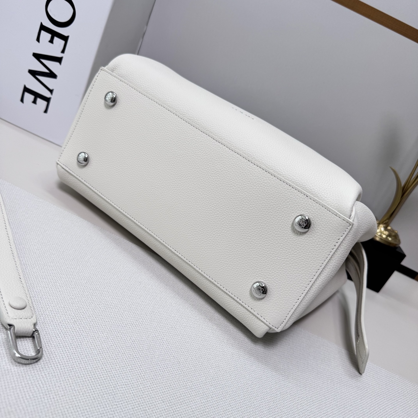 Lowee Madrid Bag-28.5*11*23CM