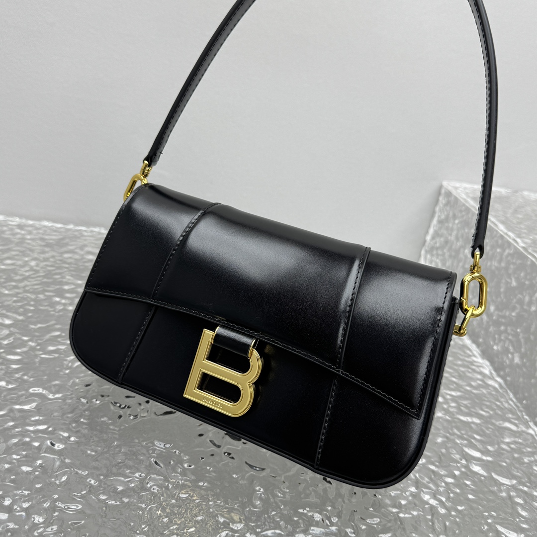 Ba1en*iaga hourglass bag-23x13*4cm