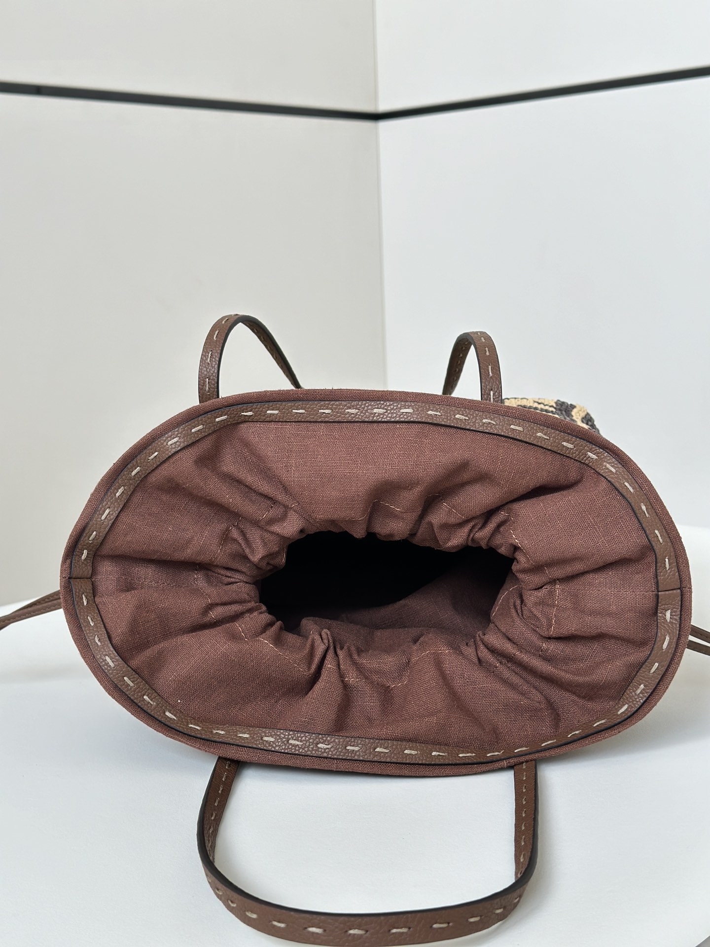 F**di tote-23/15/19cm