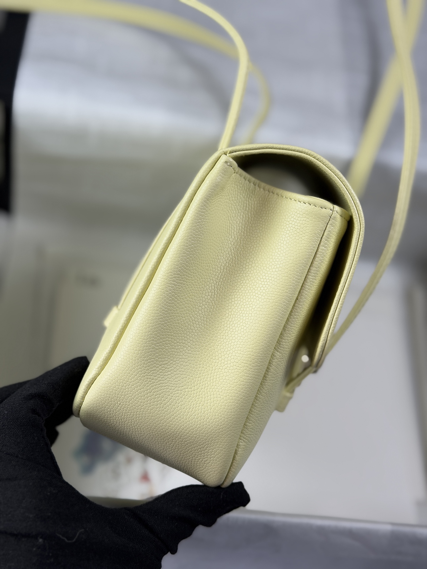 Ch@nel 22 Small Handbag-22*16*6CM
