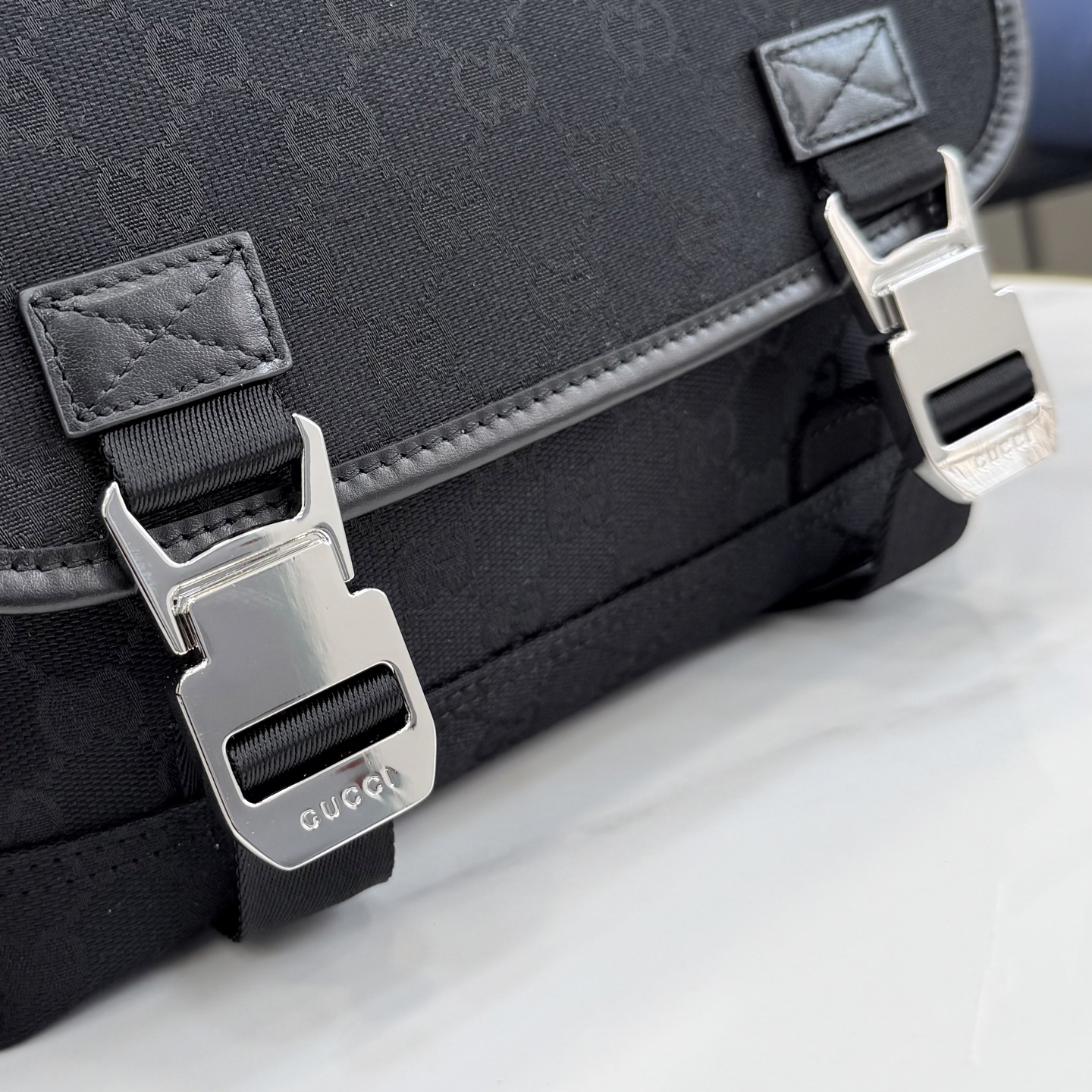 Gv*c* GG Canvas Small Crossbody Bag In Black GG canvas-25*20*8.5CM