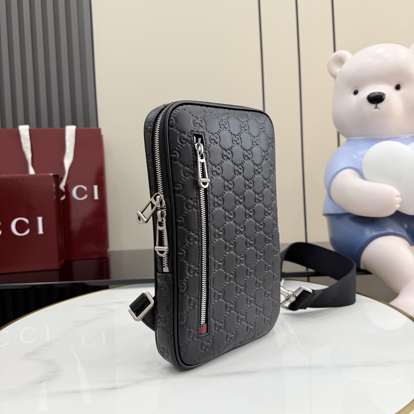 Gv*c* GG Emblem Small Crossbody Bag In Black GG leather-17*28*3CM