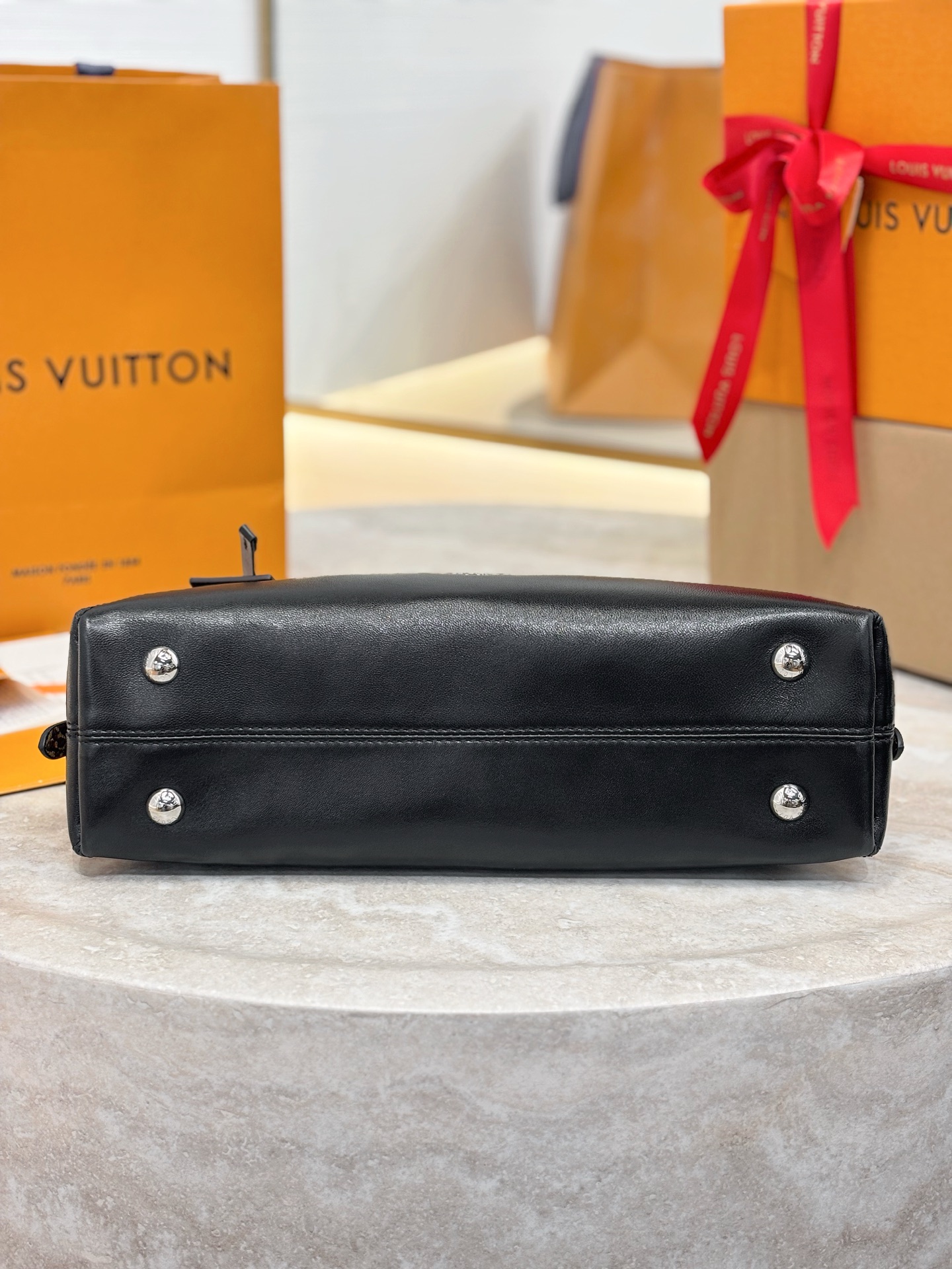 L0vis Vvtt0n CarryAll East West Vibe - Women - Handbags -M28160-36x19x10CM
