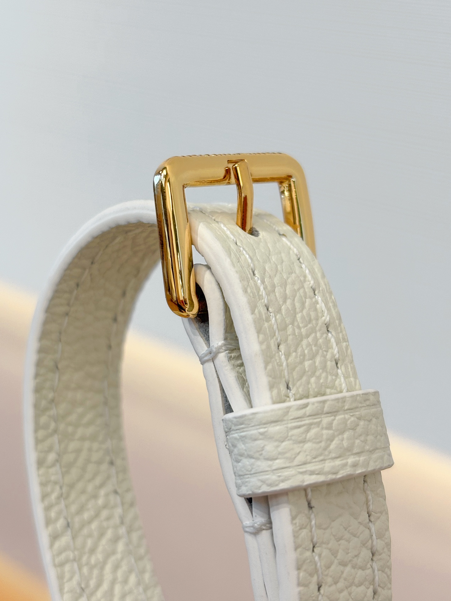 L0vis Vvtt0n Nano Speedy-M27702-16x10x7.5CM