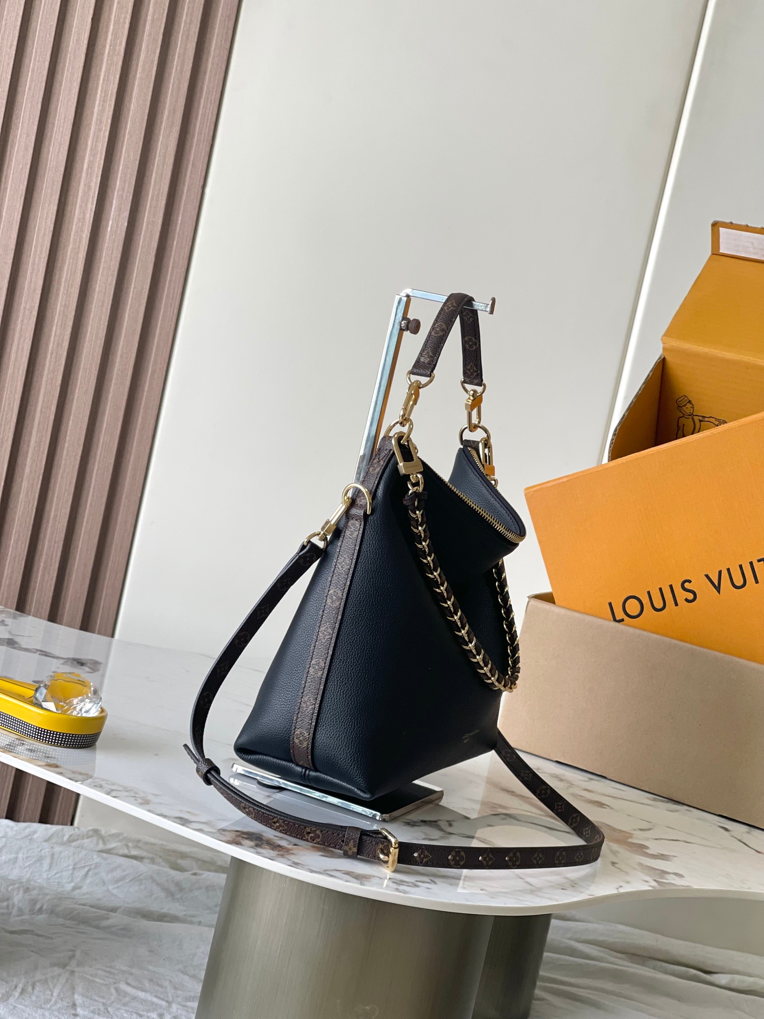 L0vis Vvtt0n Multipass - Handbags-26*10*30CMCM