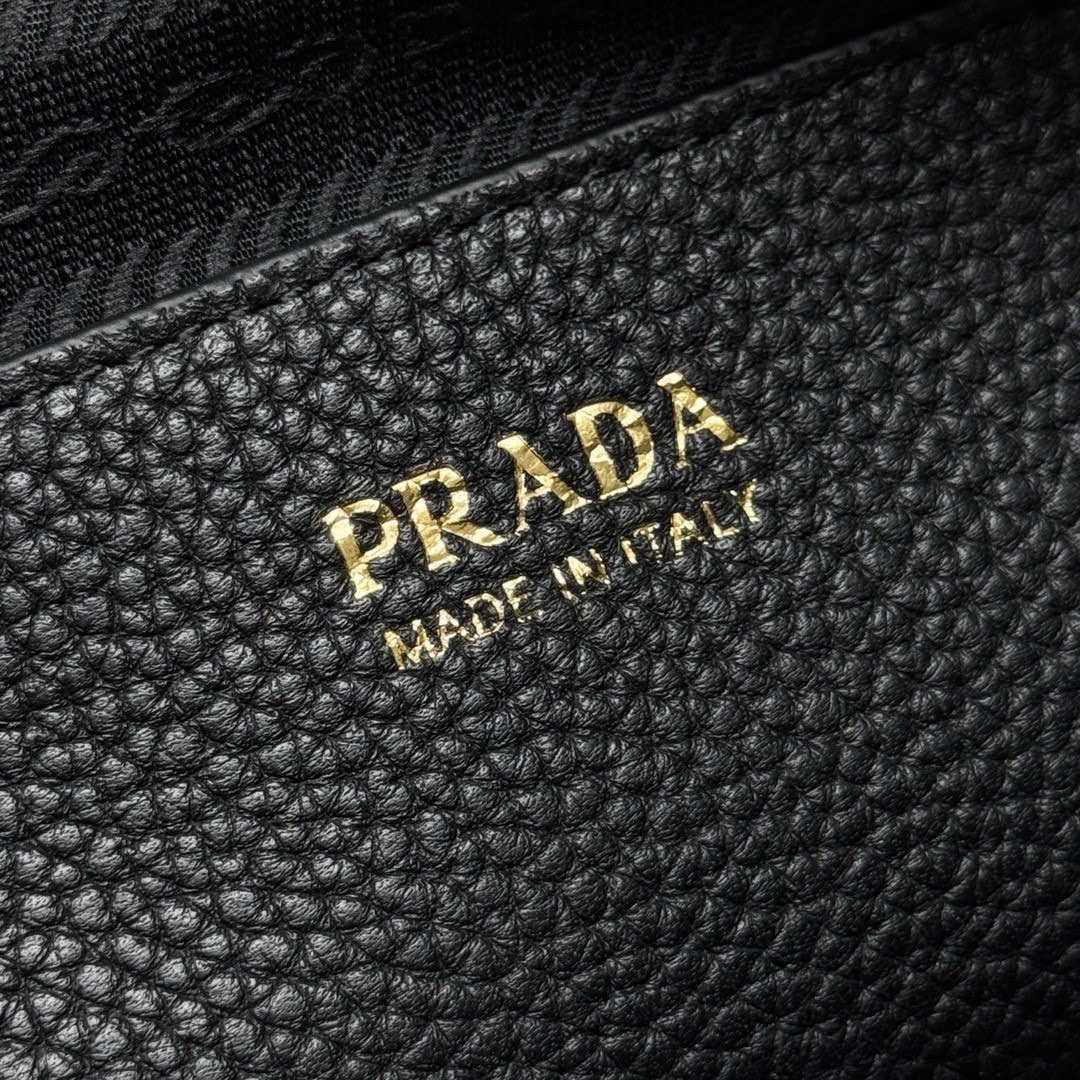 Pra*a Leather Shoulder Bag-1BH082-22*14*8CM