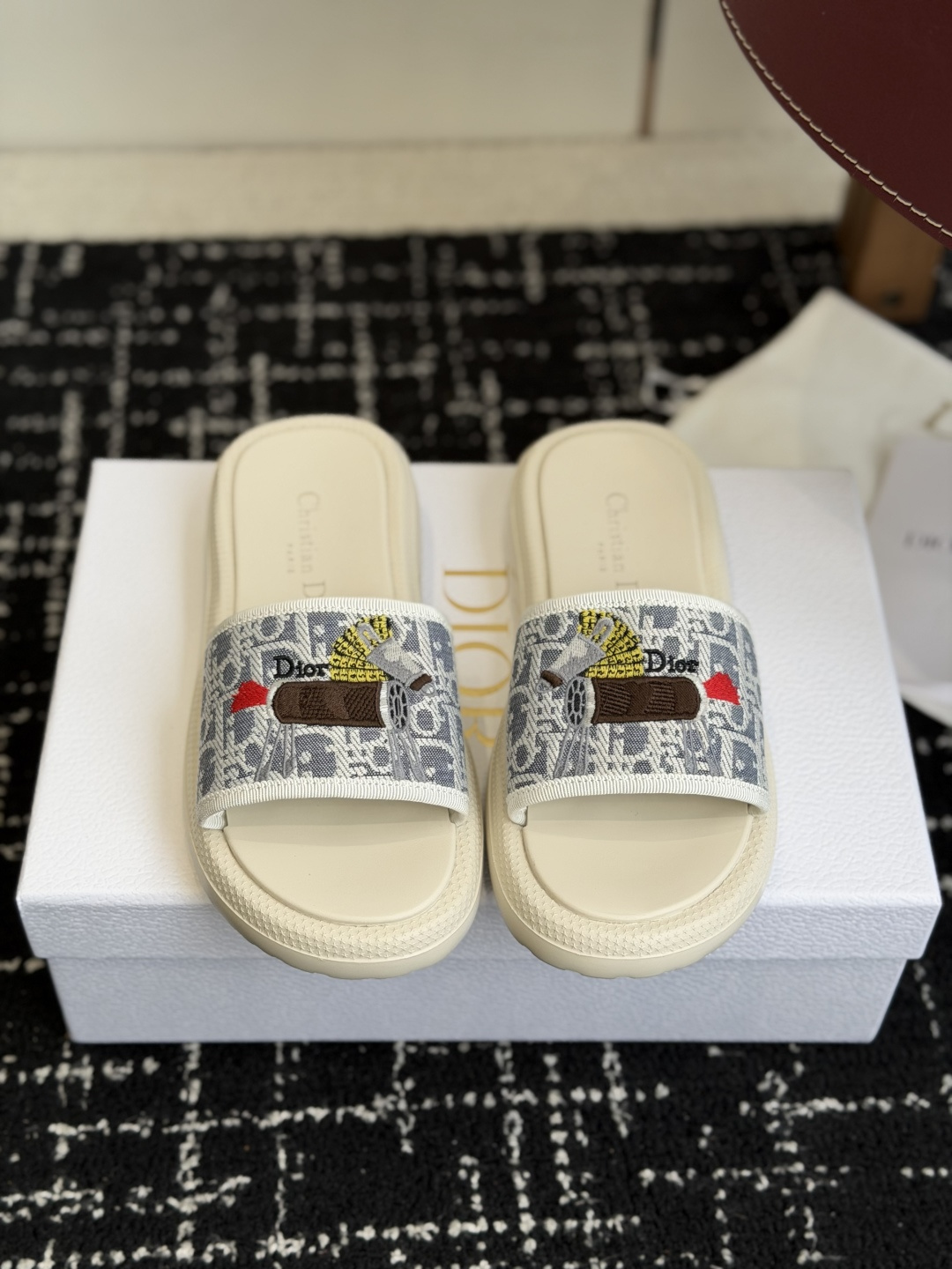 Diro Sandals