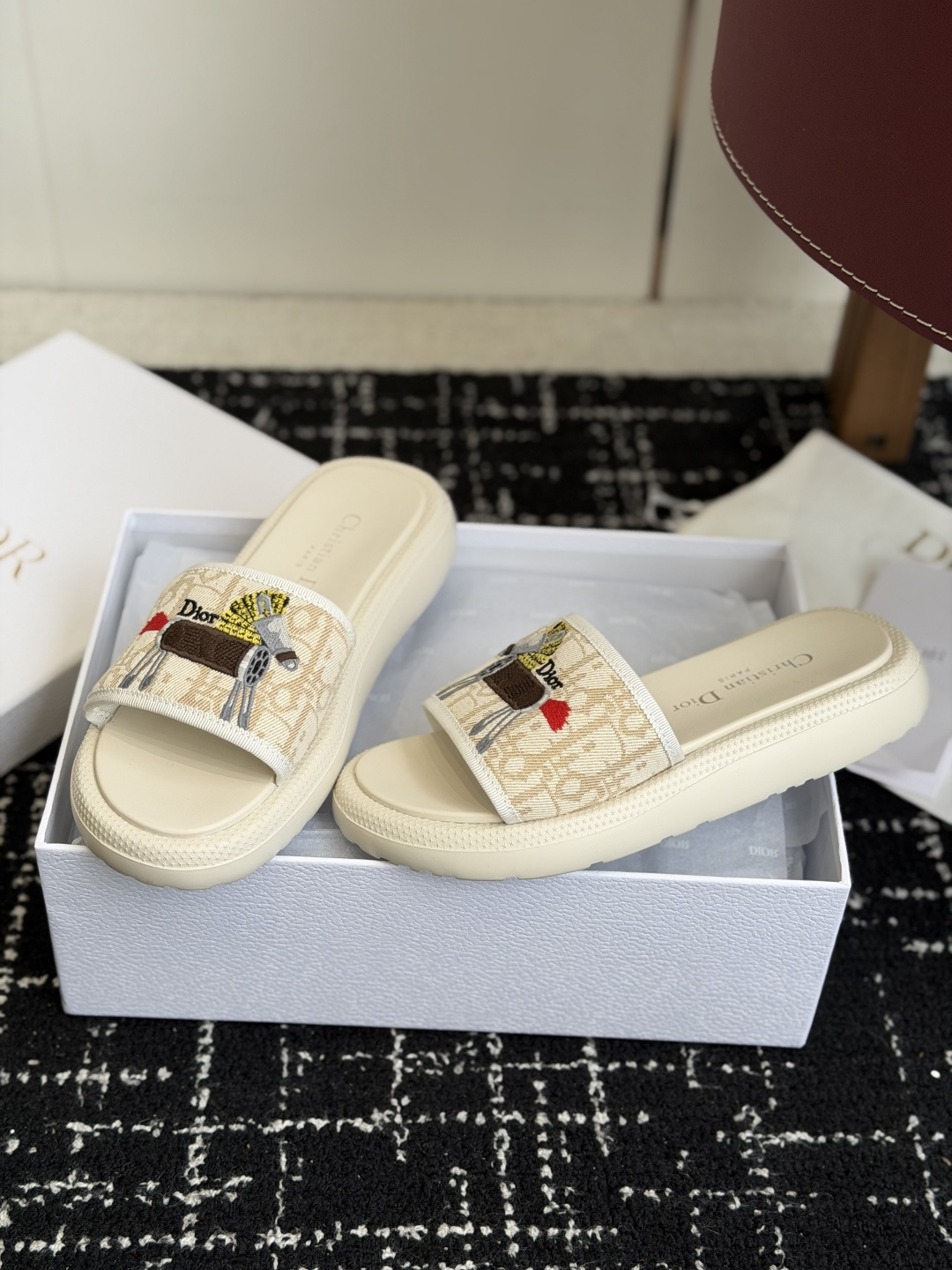 Diro Sandals