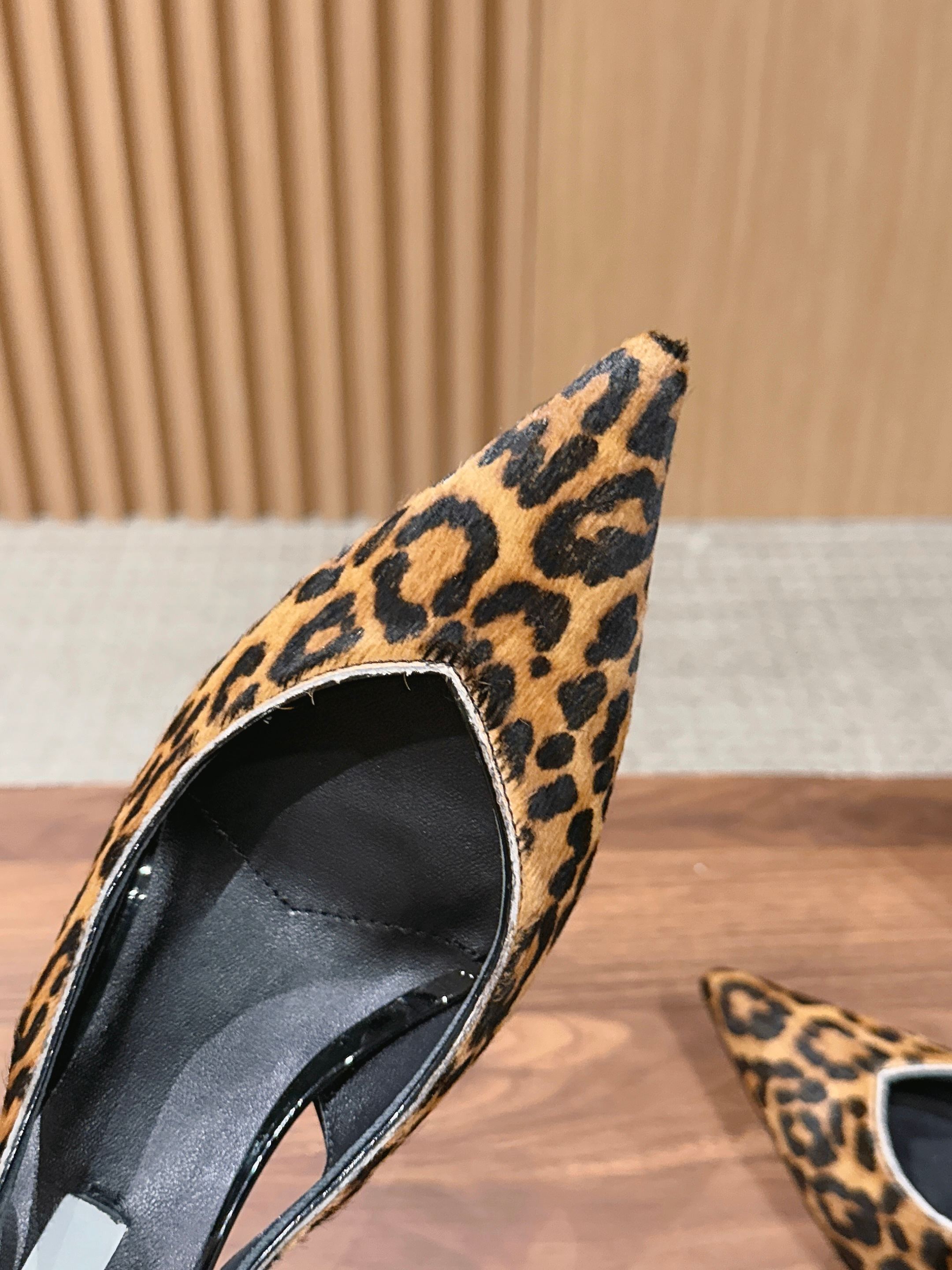 Pra*a Slingback Pumps