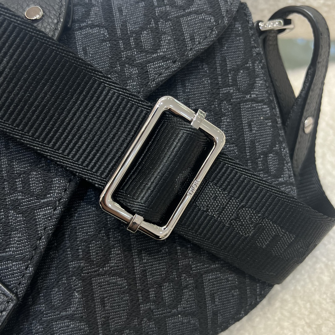 Diro Saddle Messenger Bag-24*16.5*5.5CM