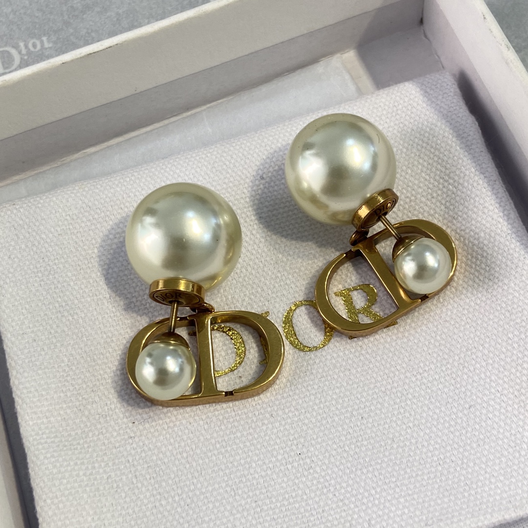 Diro Earring