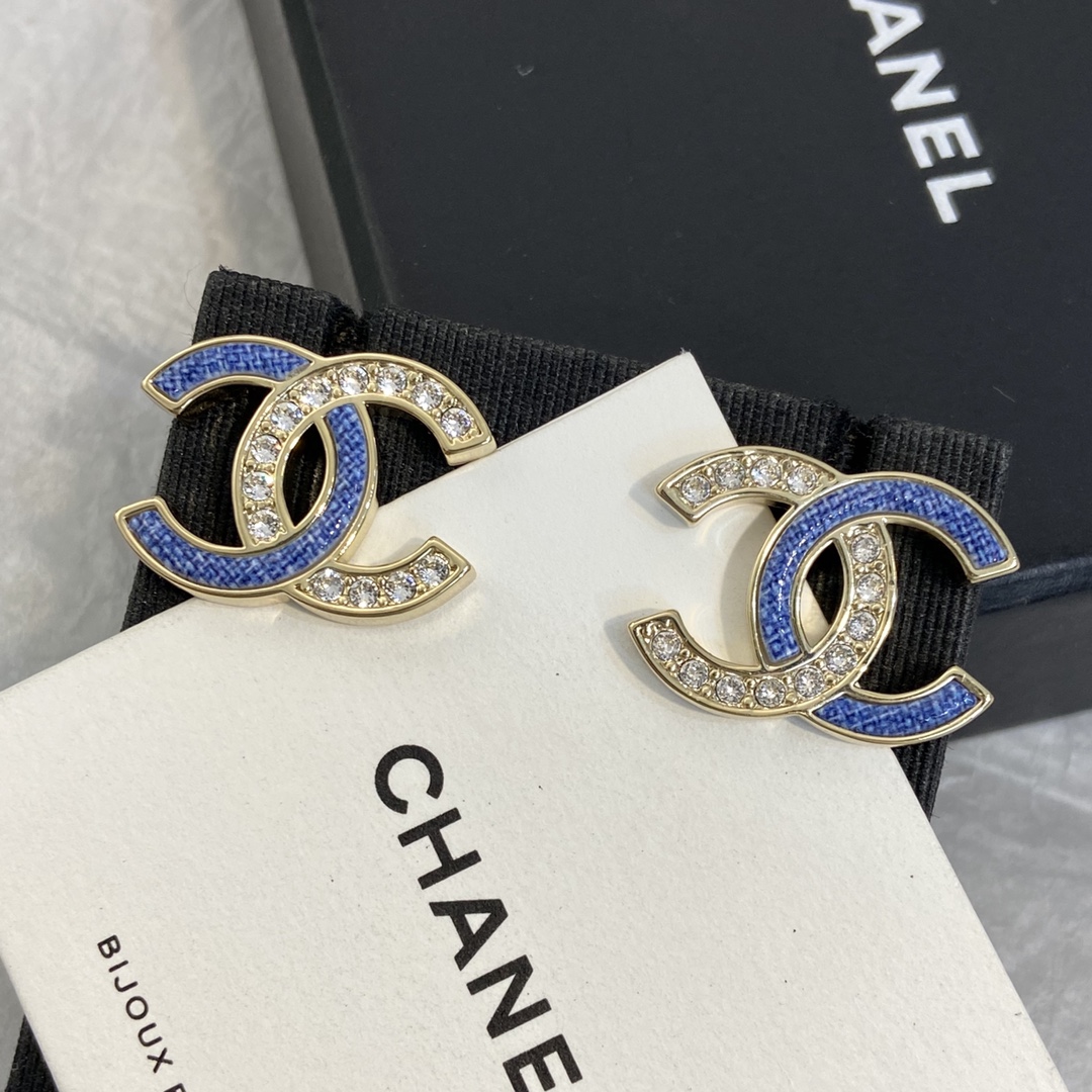 Ch@nel Earring