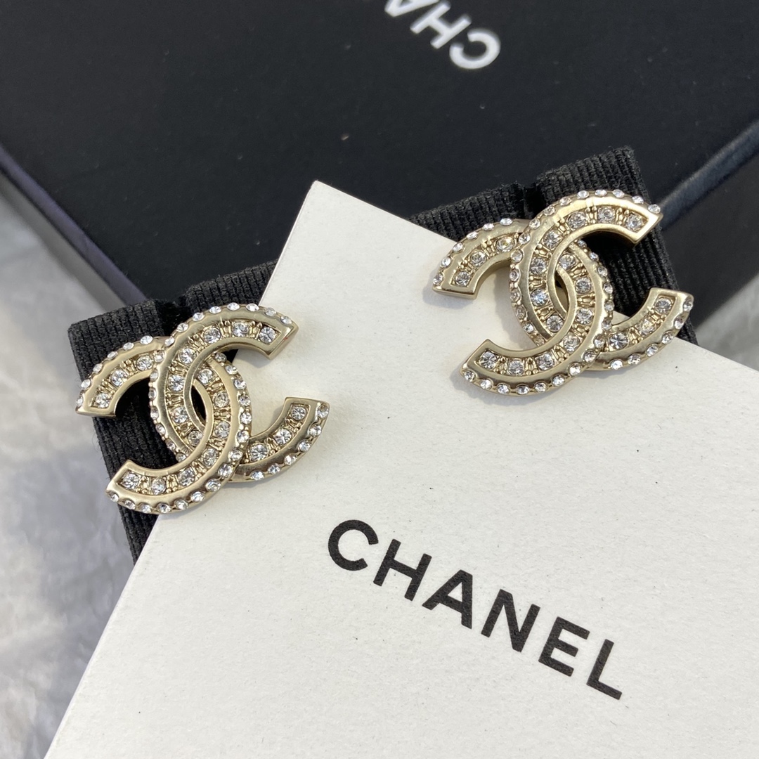Ch@nel Earring