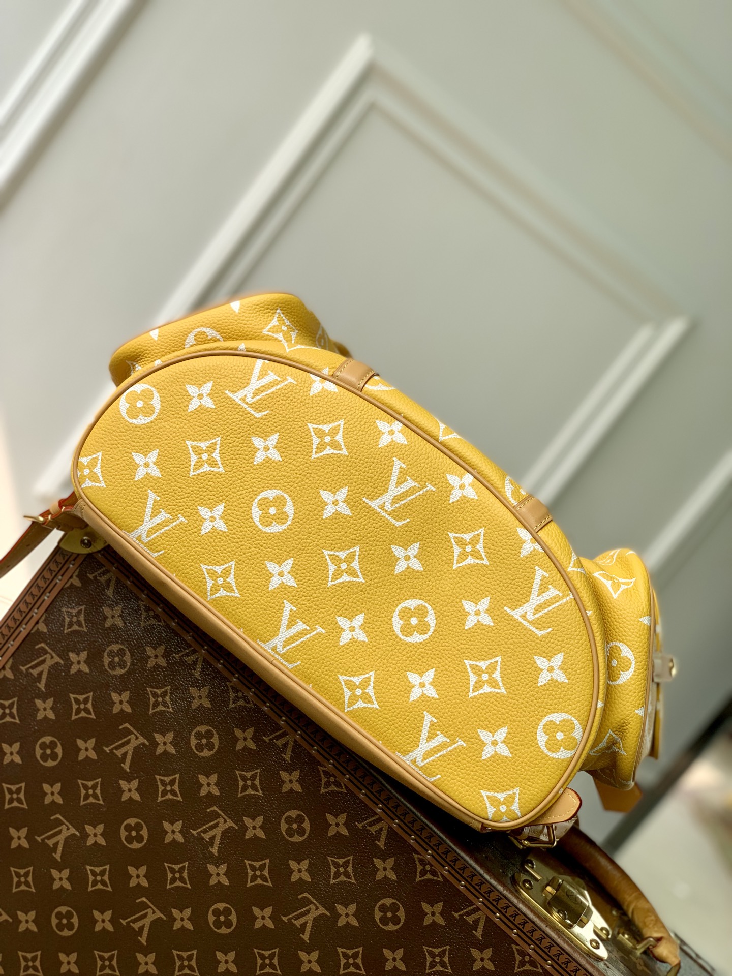L0vis Vvtt0n Christopher Backpack M24428-38 x 44 x 12.5CM