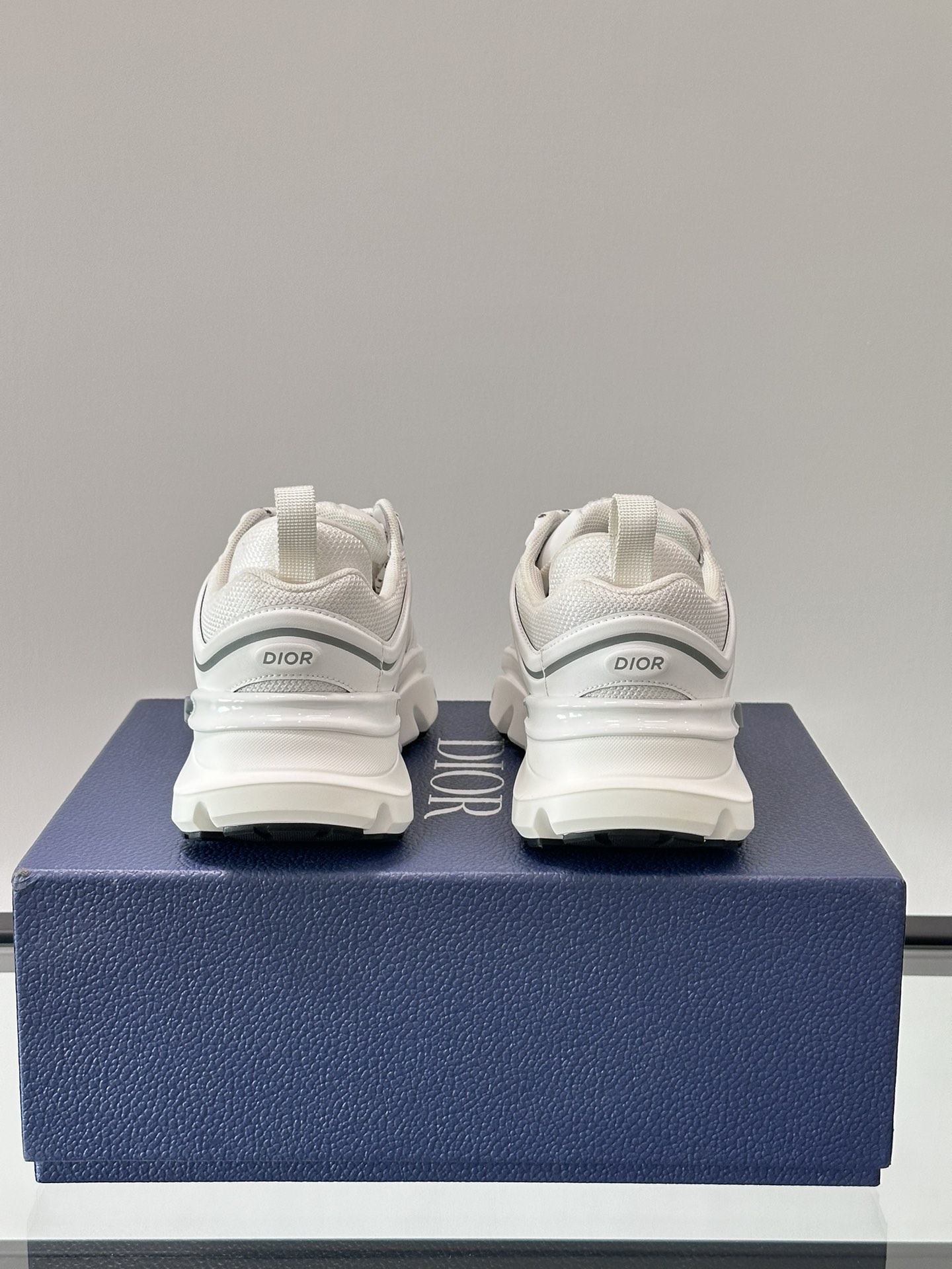 Diro Sports Sneakers