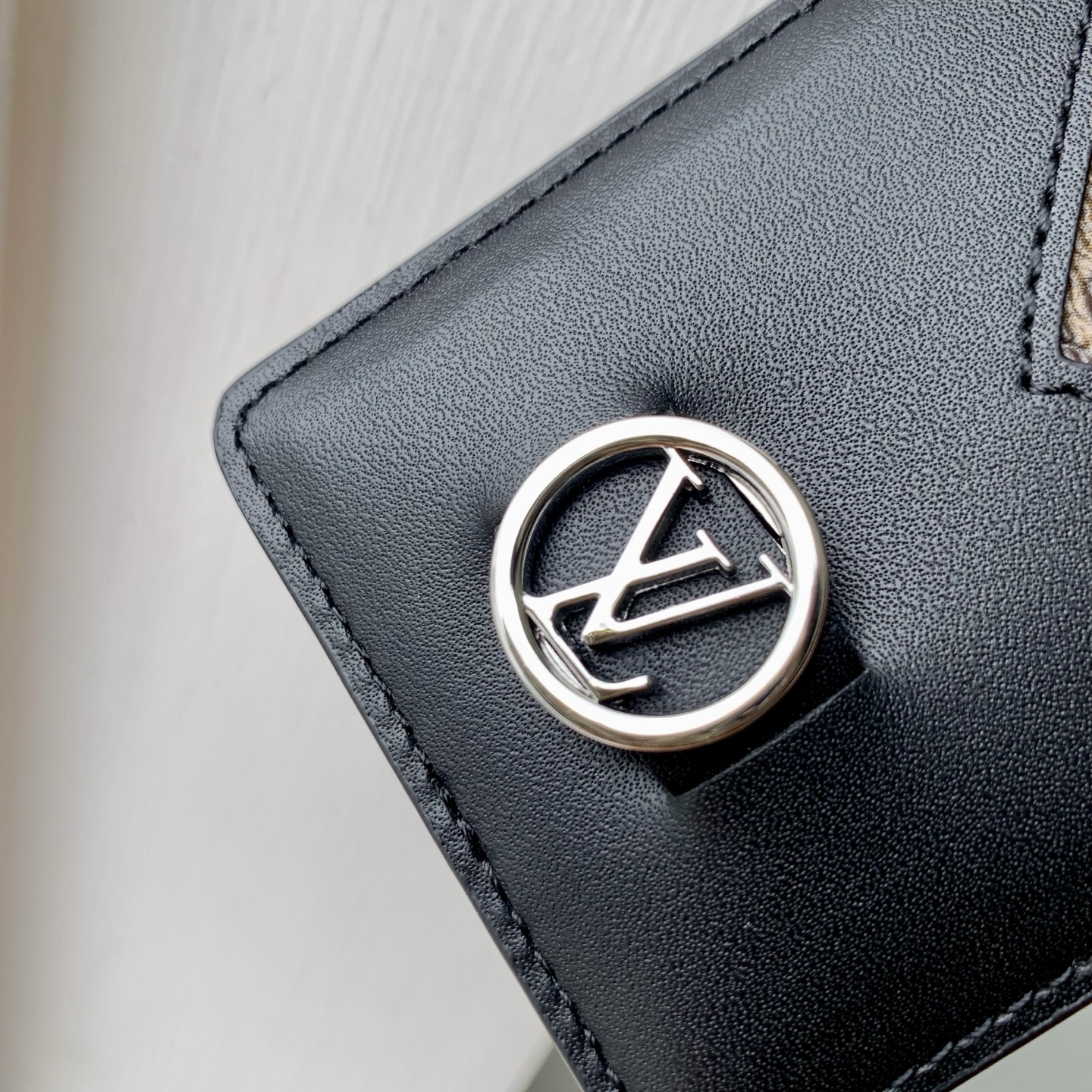 L0vis Vvtt0n Vibe Wallet-11*7*1.5CM