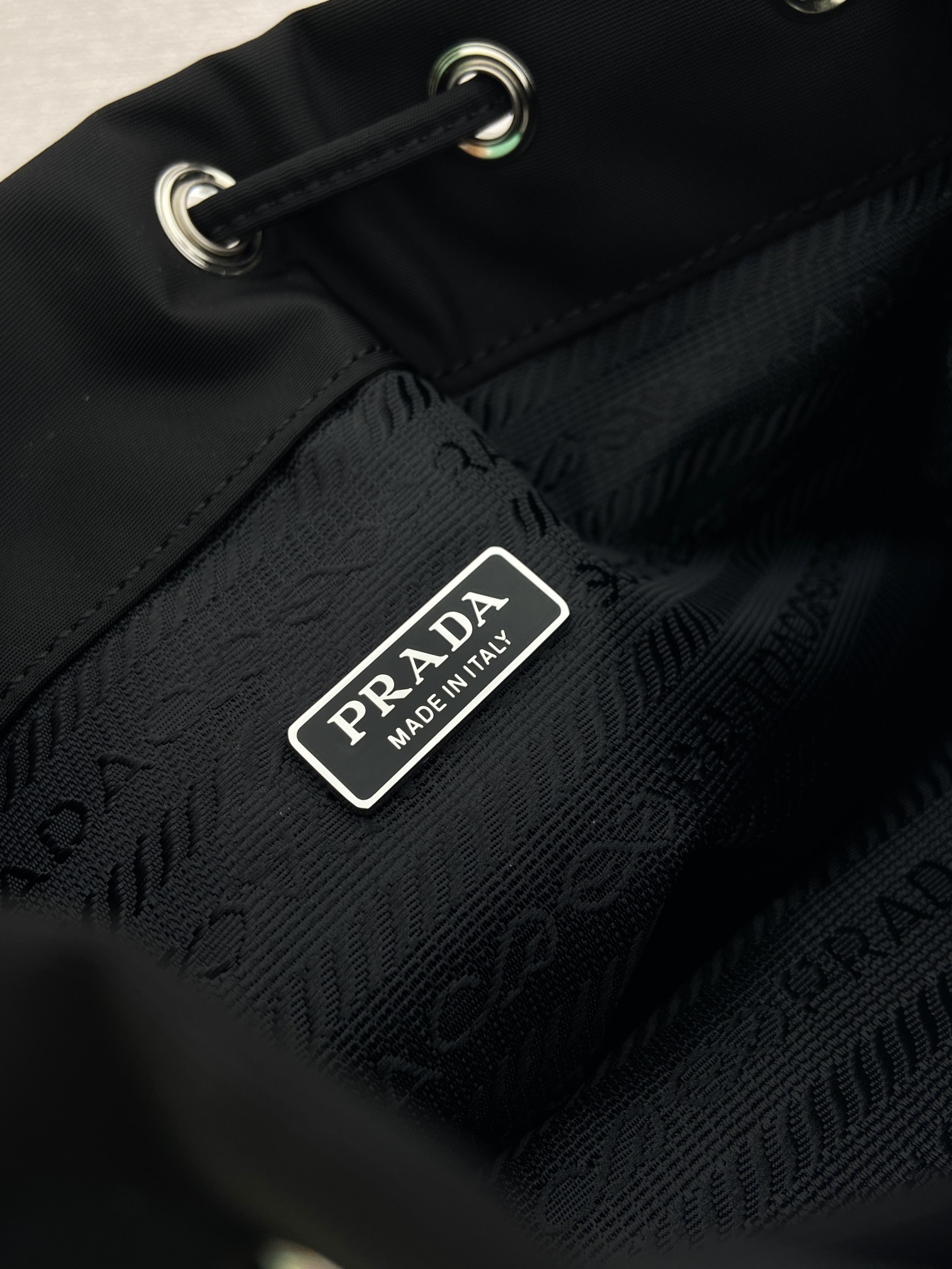 Pra*a Re-Nylon Bucket Bag-1N369-15.5*23*10CM
