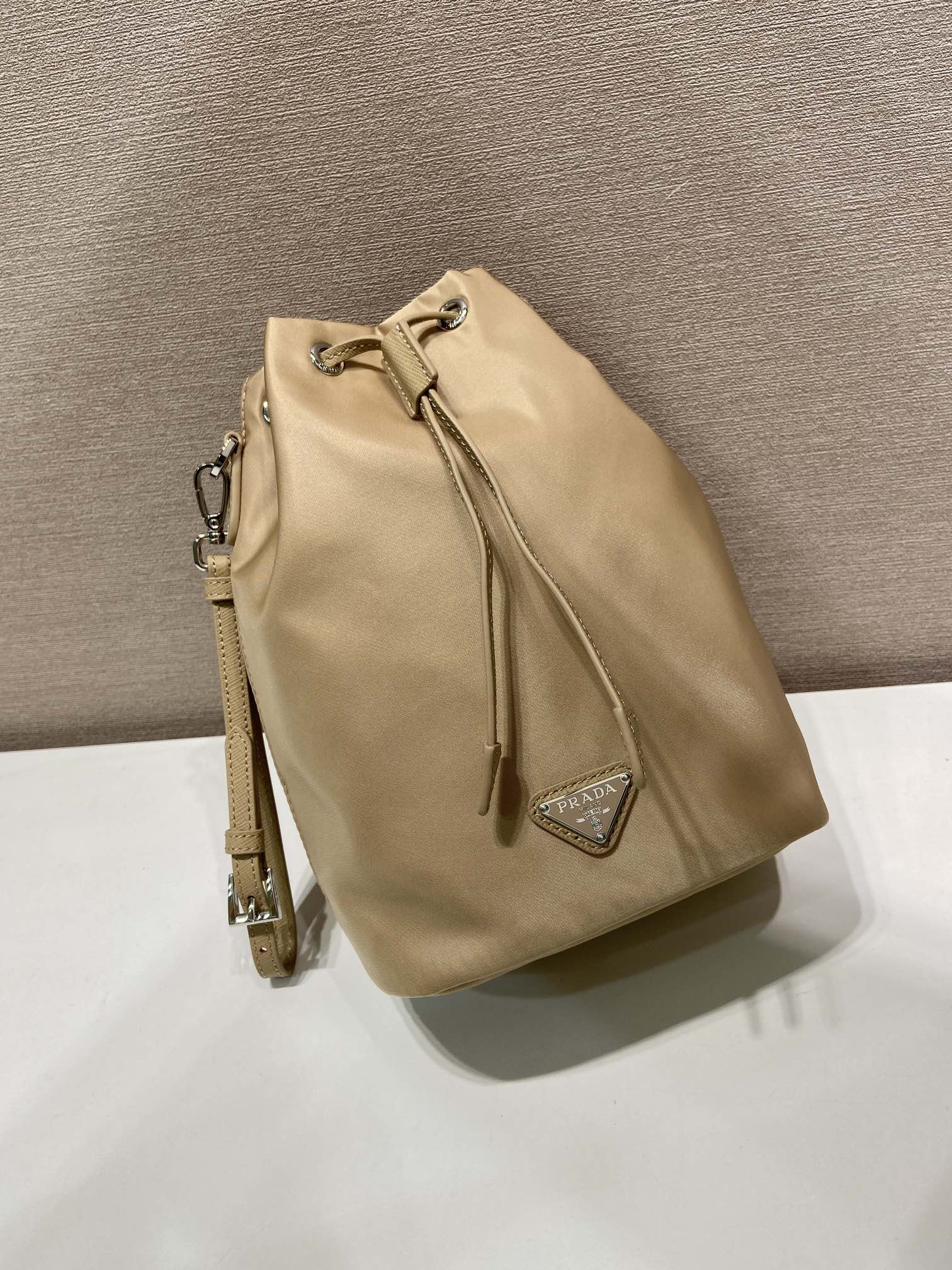 Pra*a Re-Nylon Bucket Bag-1N369-15.5*23*10CM