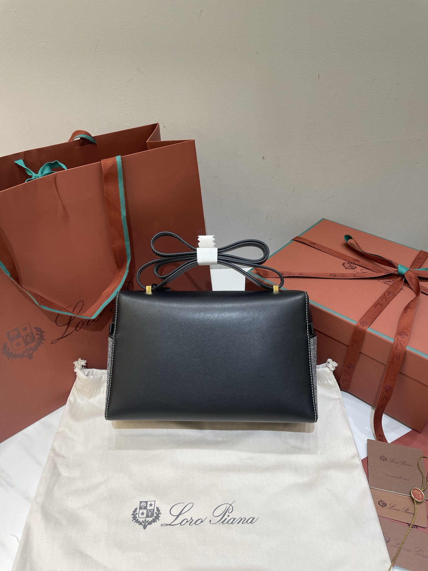 L0r0 P1ana Extra Bag L27-16*27*10CM