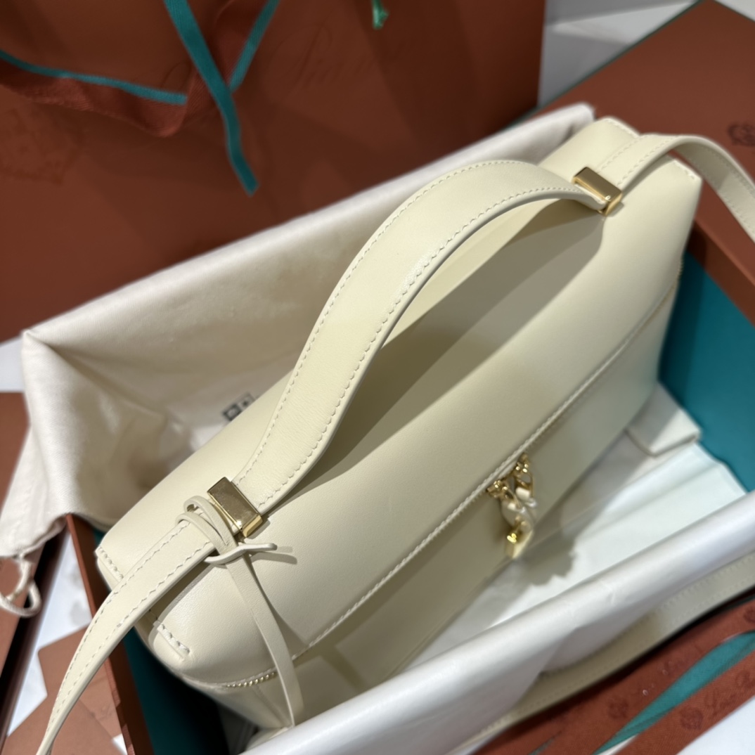 L0r0 P1ana Extra Bag L27-16*27*10CM