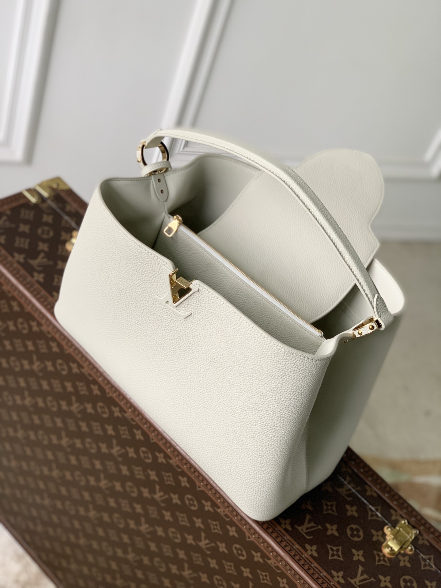 L0vis Vvtt0n Capucines Handbags-37.5 x 15.5 x 24CM