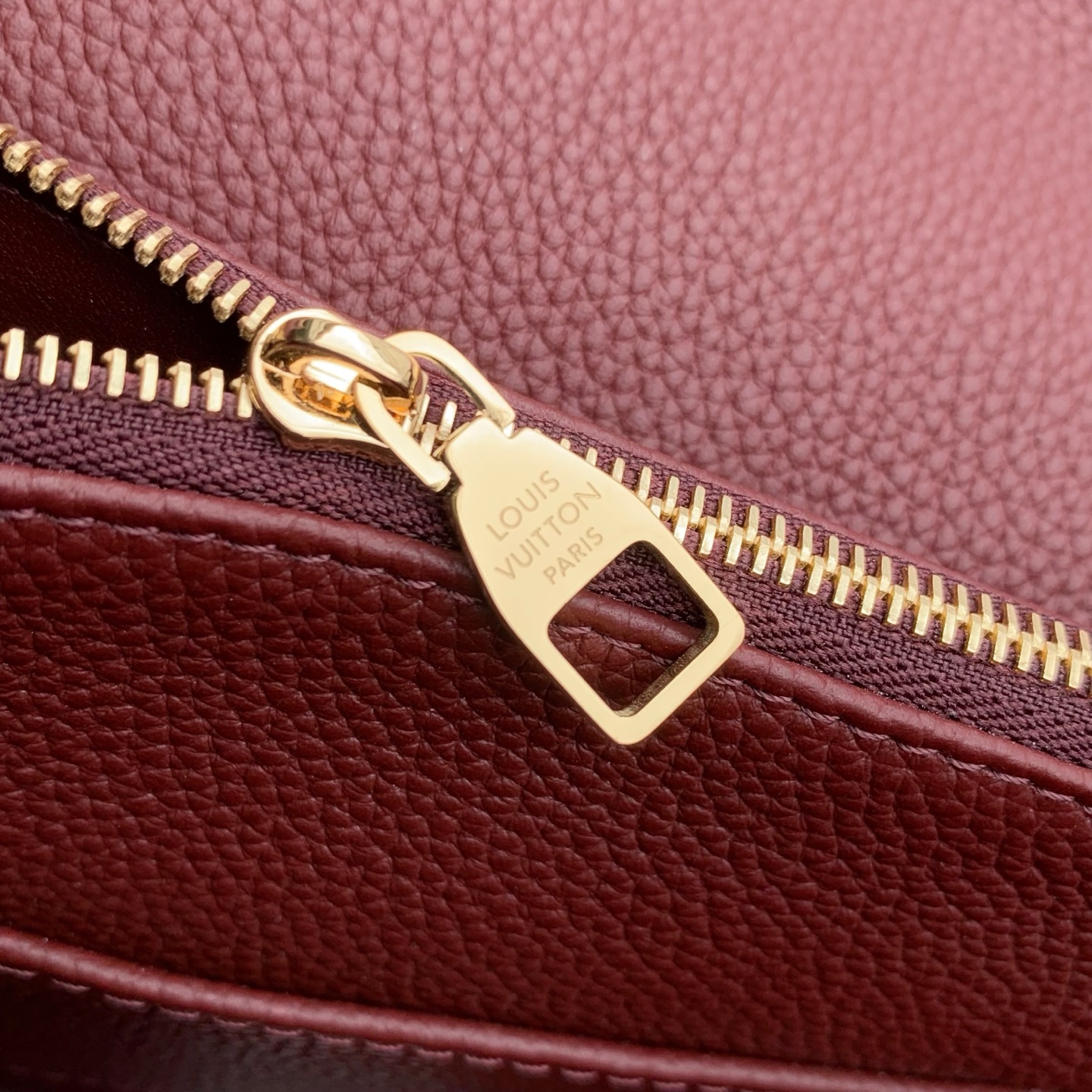 L0vis Vvtt0n Capucines Handbags-37.5 x 15.5 x 24CM
