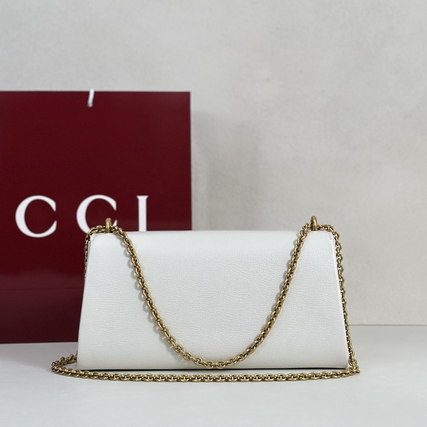 Gvc*1 Dionysus-28*18*9CM