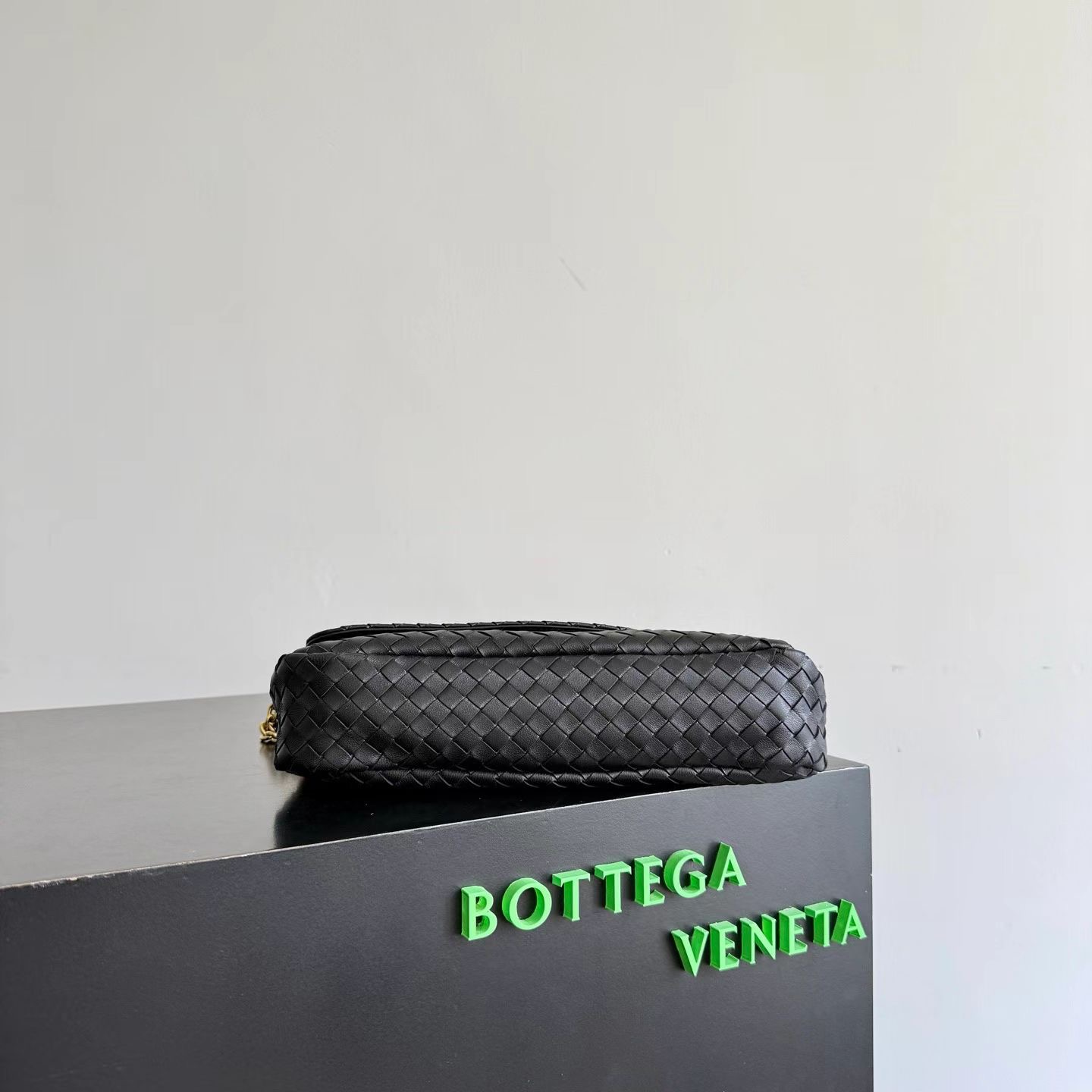 B0tt*ga Ven*ta Madison Intrecciato Leather Shoulder Bag-27*16*6CM