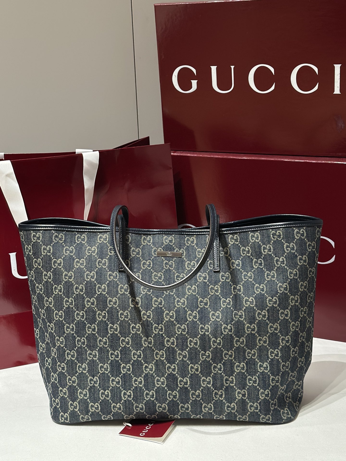 Gv*c* Generation Tote Bag-38x29.5x13CM
