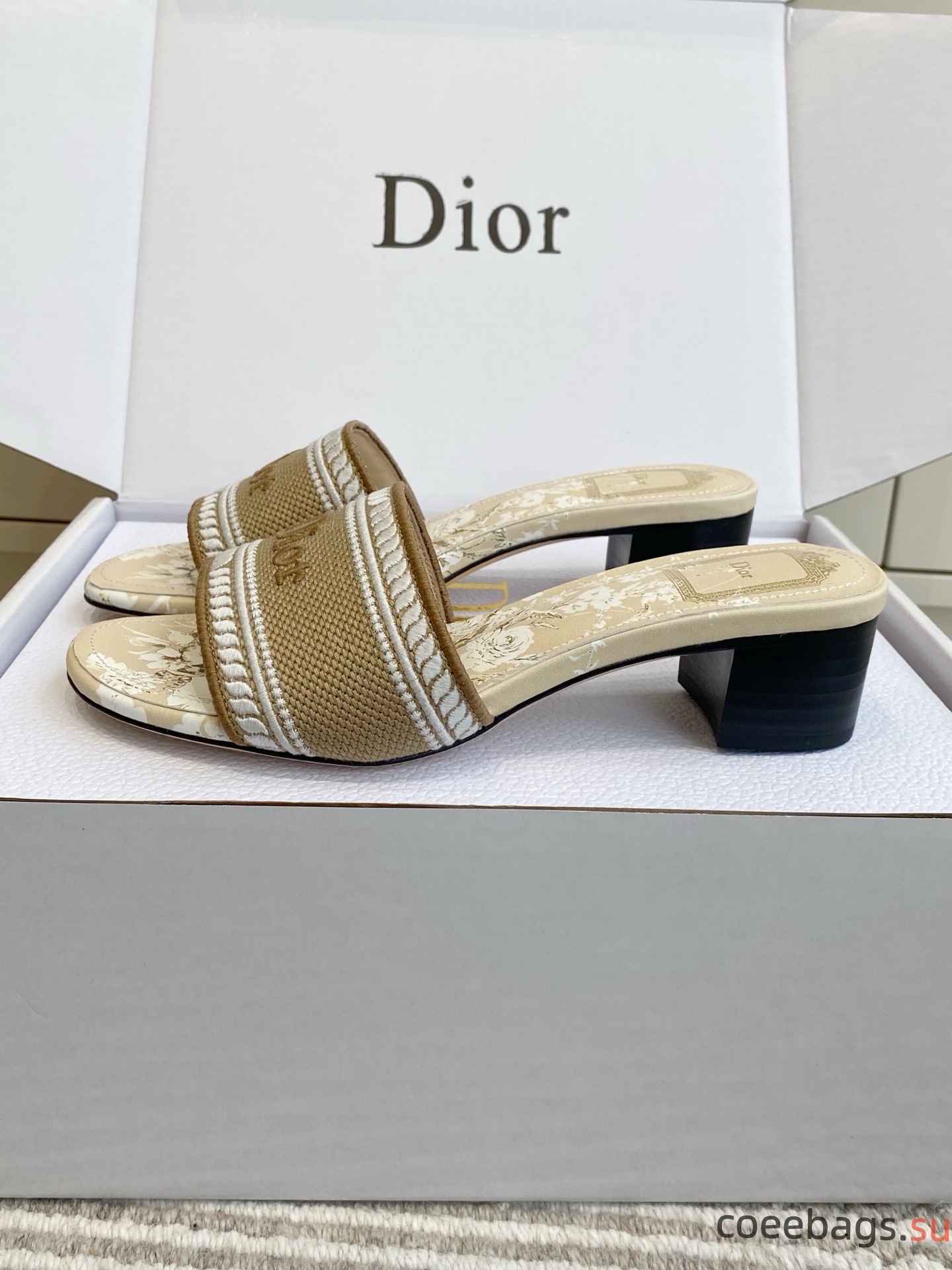 Diro Slippers