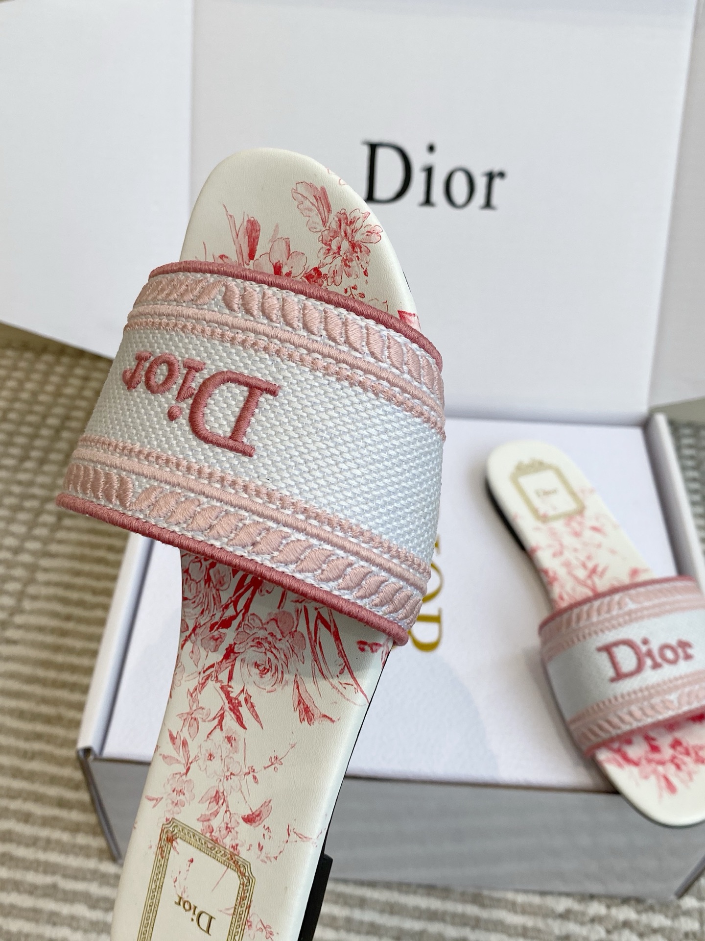 Diro Slippers