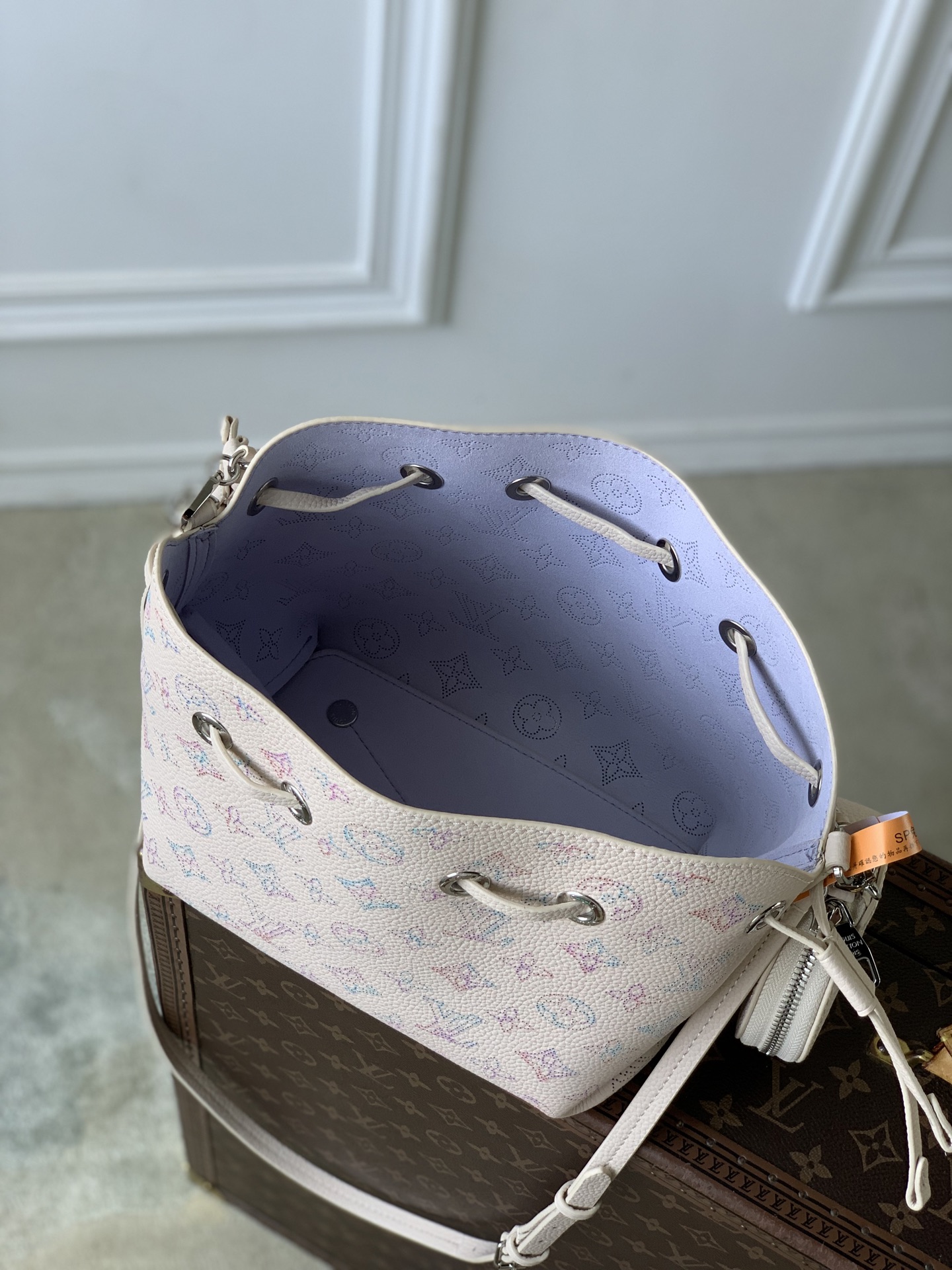 L0vis Vvtt0n Bella Mahina Bag-19 x 22 x 14CM