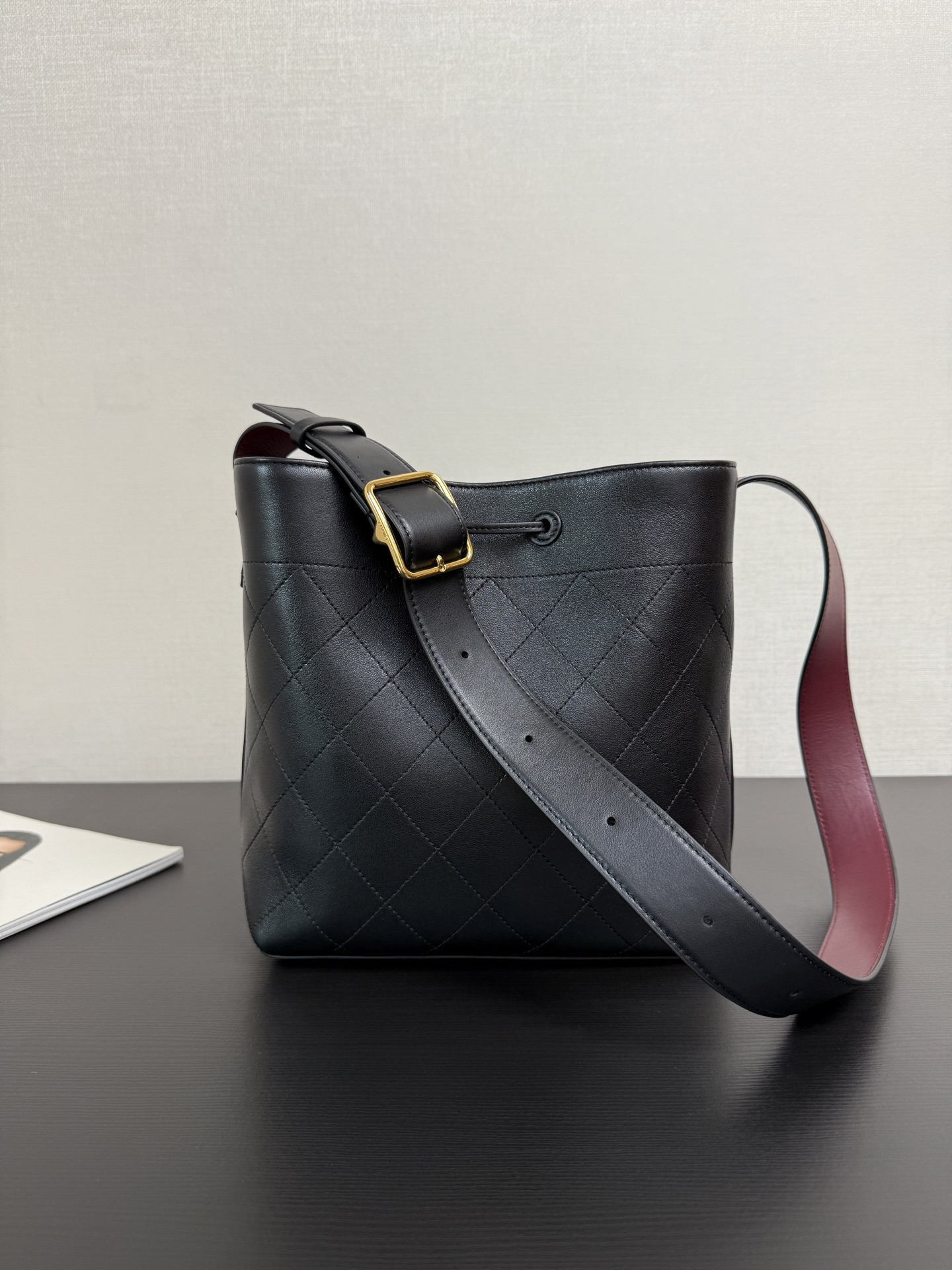 Ch@nel 2026 Medium Bucket Bag-22*23.5*13CM