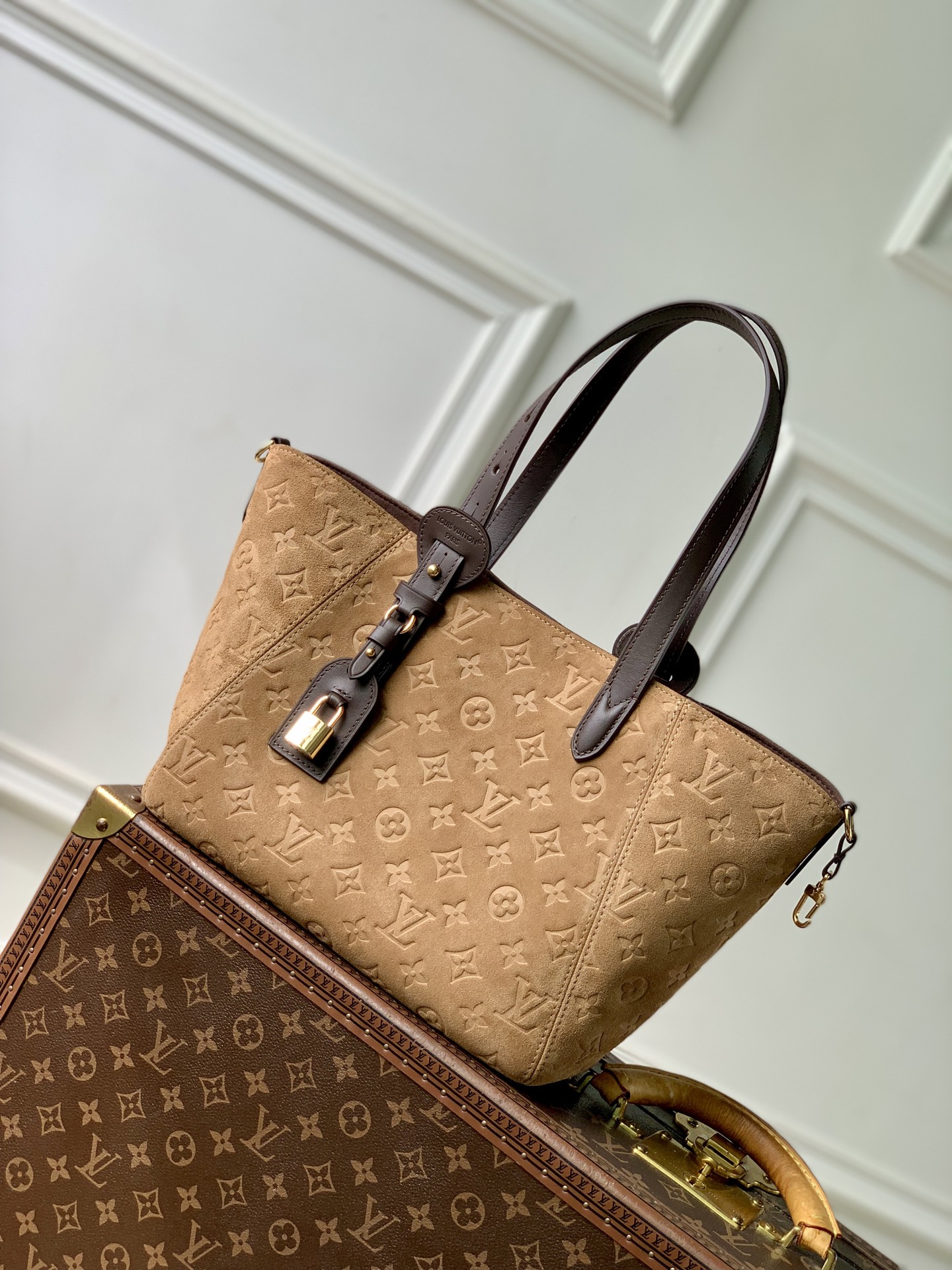 LV All In One Monogram Empreinte Leather - Women -40 x 22 x 15CM