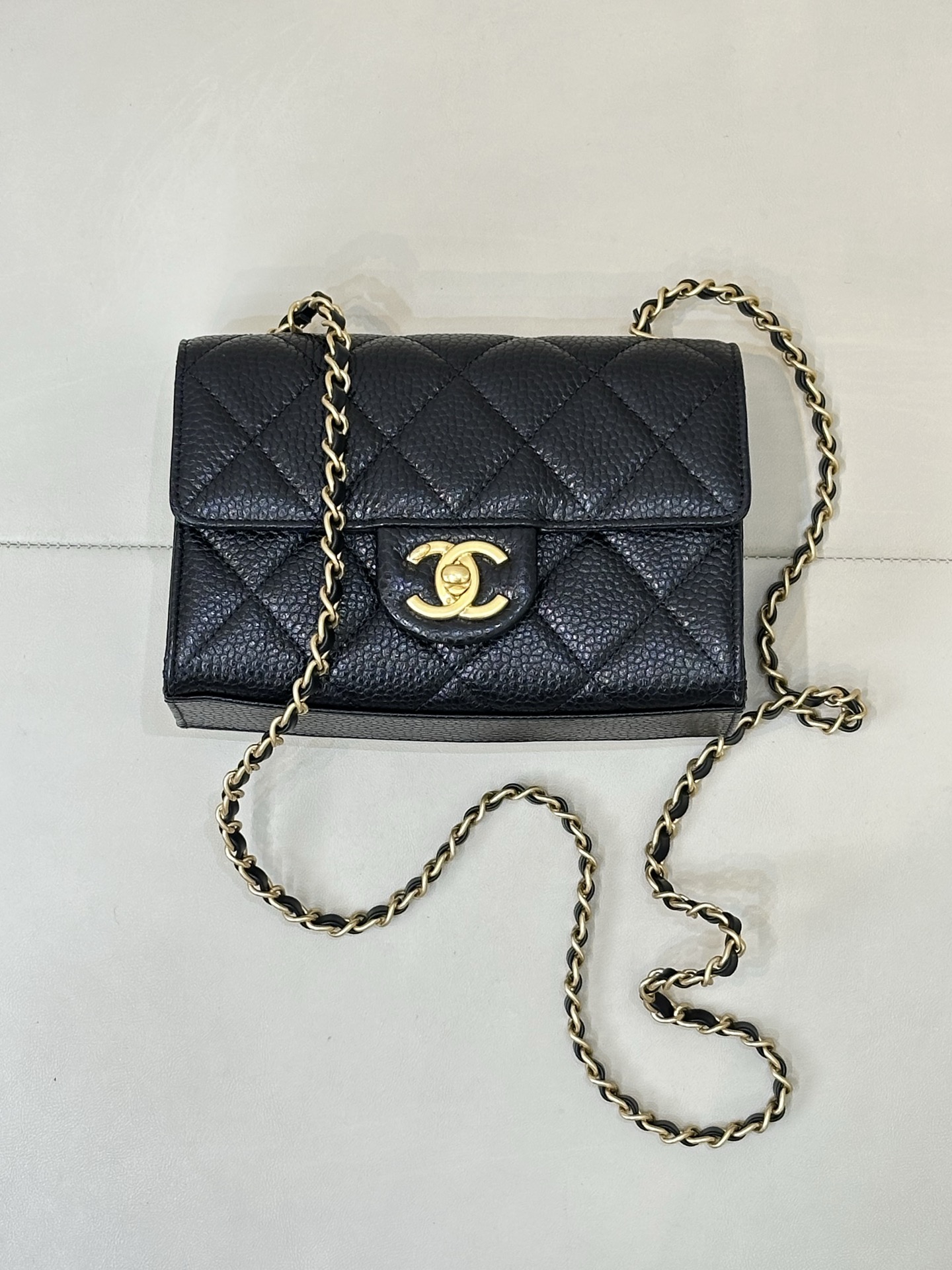 Ch@nel Black Quilted Caviar Leather Card Holder On Chain-19*13*7CM