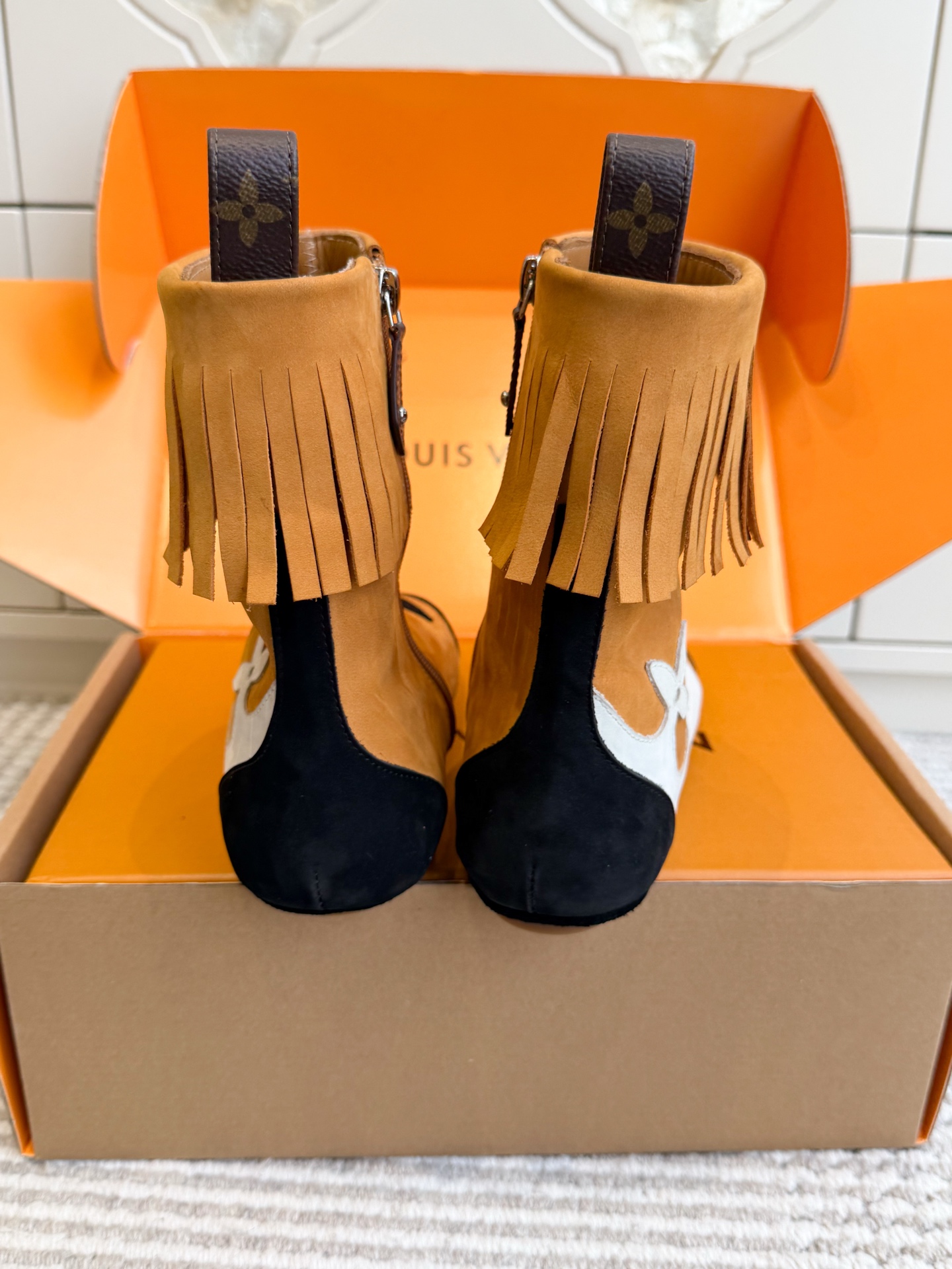 Loui*s Vvtt0n Western Fringe (EU35-41)