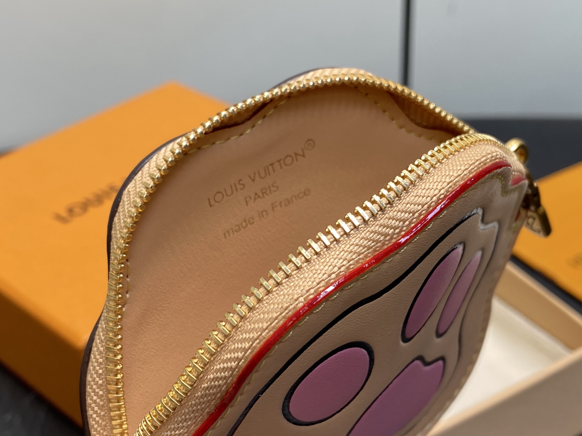 L0vis Vuitto*n Paw Coin Pouch Other Leathers -15*10*4.5CM