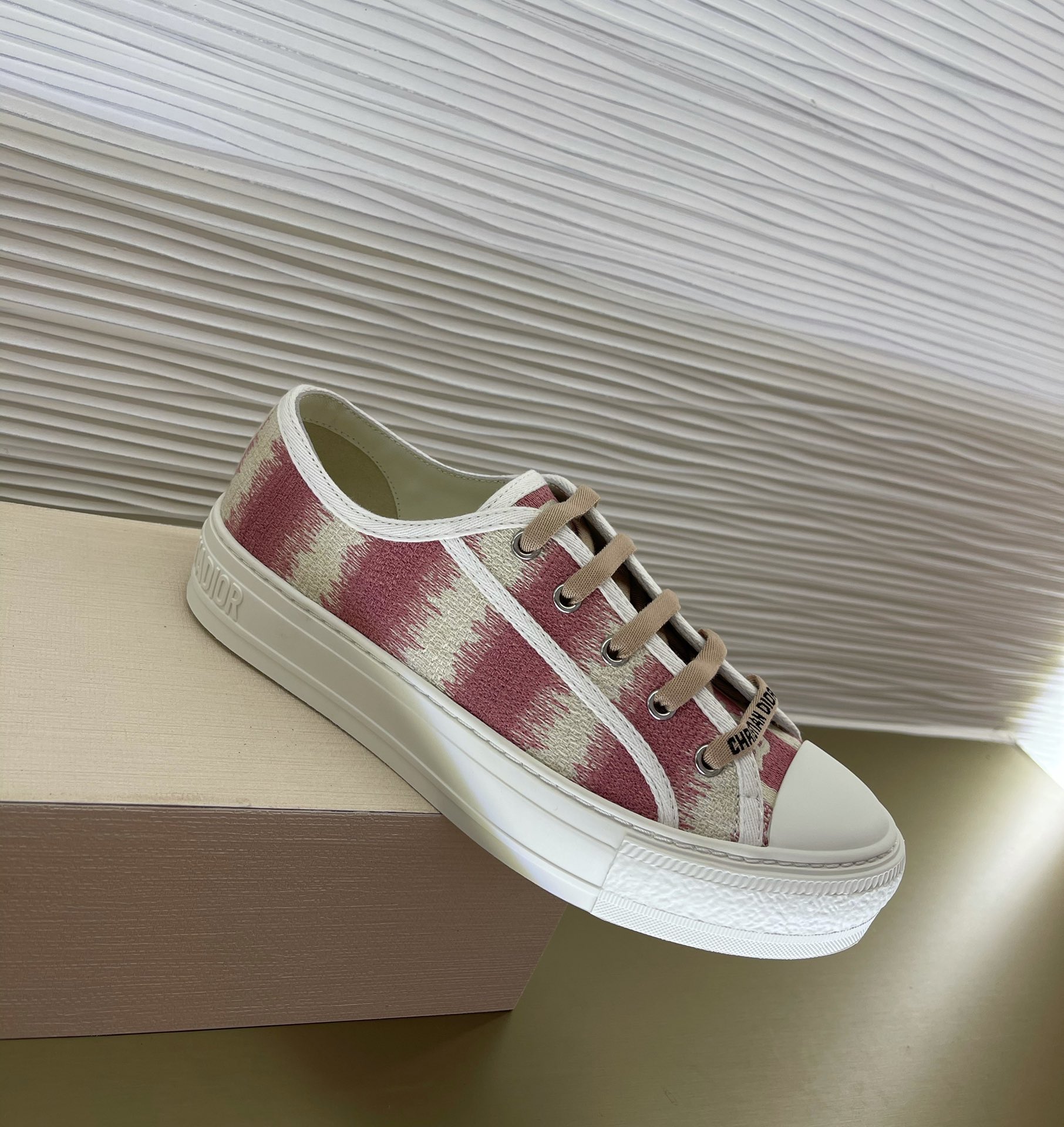 D*or sneakers